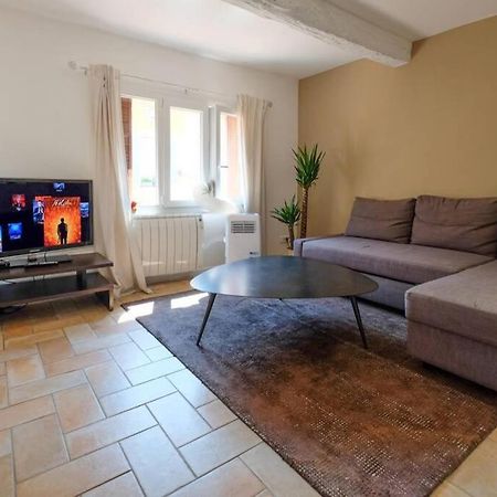 Appartement Centre Ville St Maxime, Plage A Pied Сен Максим Екстериор снимка